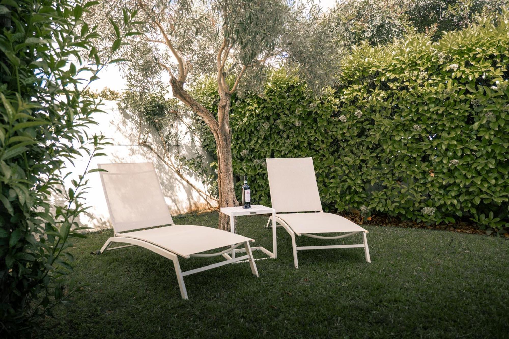 Blu Cobalto Aparthotel Ispica Bagian luar foto